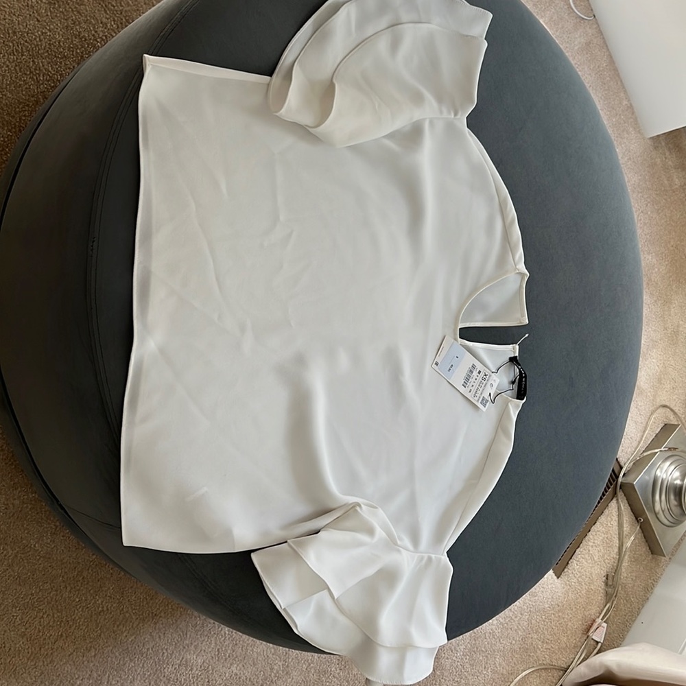 Zara white flutter sleeve blouse